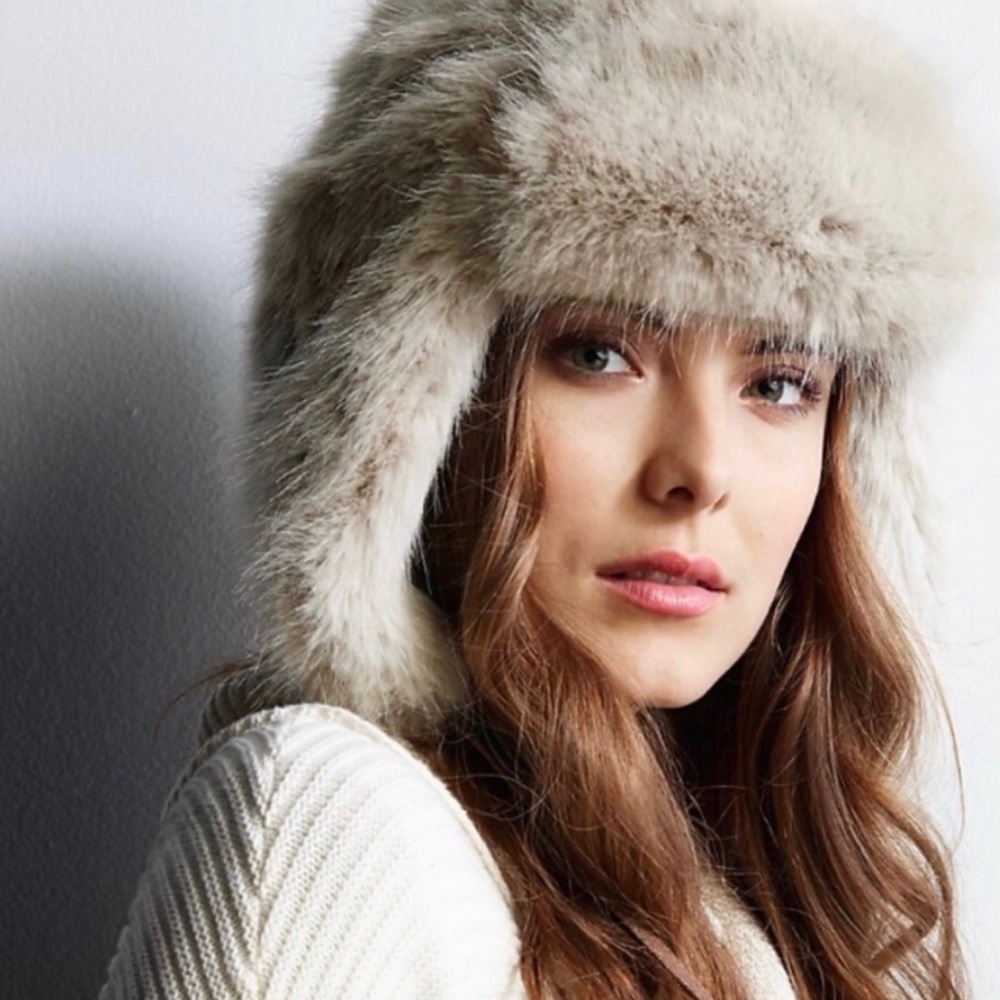 Restoration Hardware barely used fur hat!